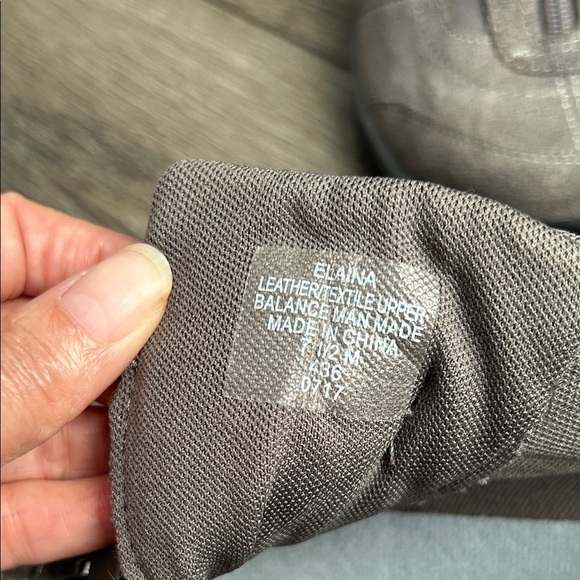 Easy Spirit Gray Ankle Booties with Front Zip - Picture 5 of 11